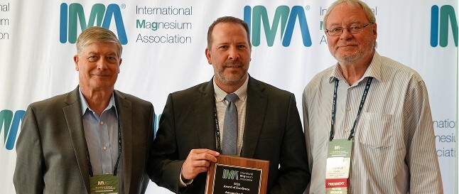 Meridian representatives with their International Magnesium Association award